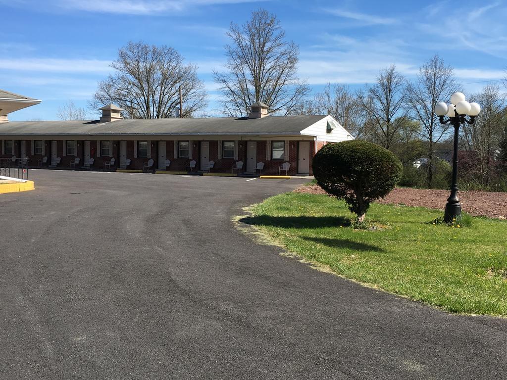 Red Carpet Inn - Gettysburg Bagian luar foto